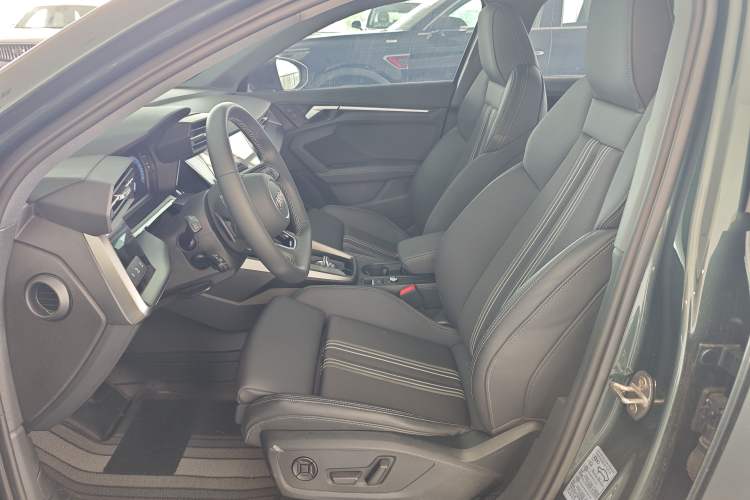 Used Audi A3 2024 A3L Limousine 35 TFSI Fashion Sport Model Left Front Seat