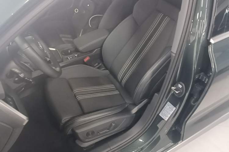 Used Audi A3 2024 A3L Limousine 35 TFSI Fashion Sport Model Left Front Seat