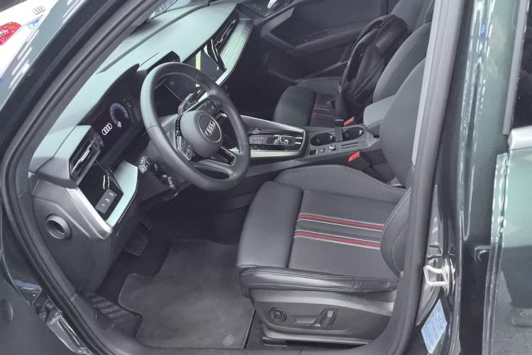 Used Audi A3 2024 A3L Limousine 35 TFSI Fashion Sport Model Left Front Seat