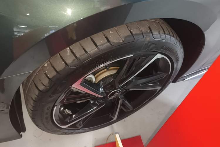 Used Audi A3 2024 Sportback 35 TFSI Fashionable Sports Model Left Front Wheel Hub