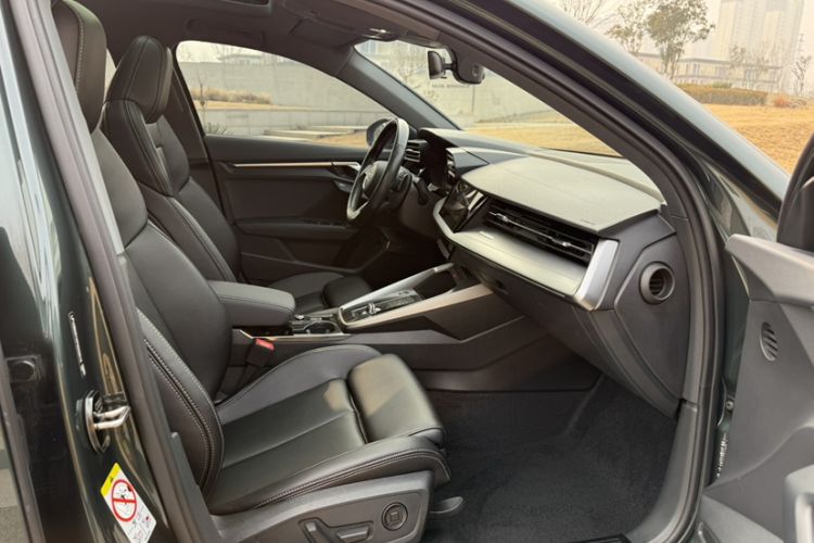 Used Audi A3 2024 Sportback 35 TFSI Fashionable Sports Model Right Front Seat