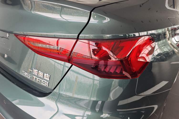 Used Audi A3 2024 A3L Limousine 35 TFSI Fashion Sport Model Right Rear Taillight
