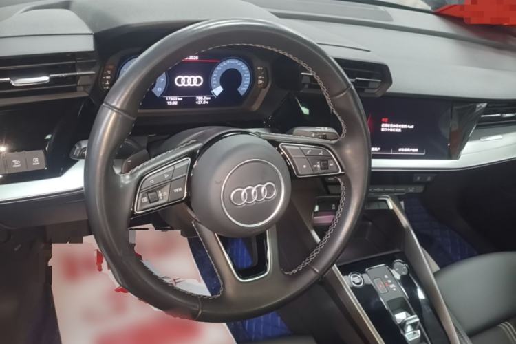 Used Audi A3 2024 Sportback 35 TFSI Fashionable Sports Model Steering Wheel