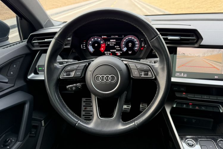 Used Audi A3 2024 Sportback 35 TFSI Fashionable Sports Model Steering Wheel