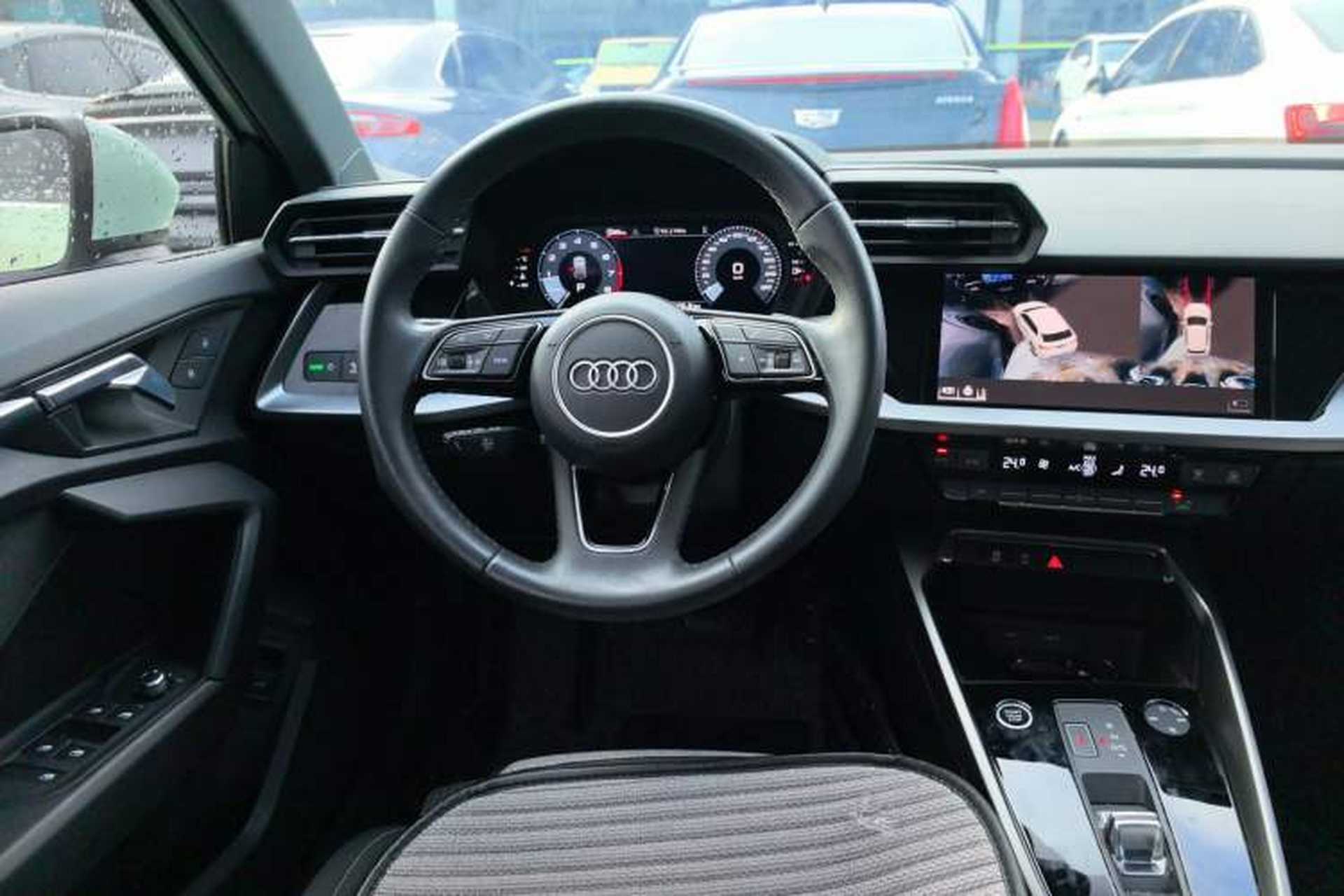 Used Audi A3 2024 Sportback 35 TFSI Advanced Sport Edition Steering Wheel