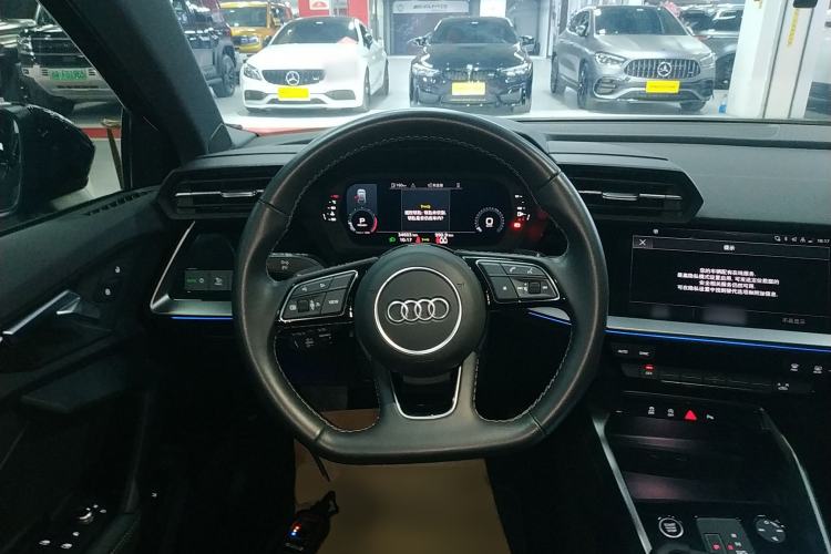 Used Audi A3 2024 Sportback 35 TFSI Fashionable Sports Model Steering Wheel