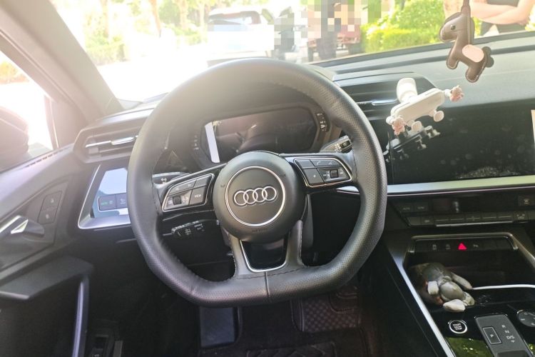 Used Audi A3 2024 Sportback 35 TFSI Fashionable Sports Model Steering Wheel