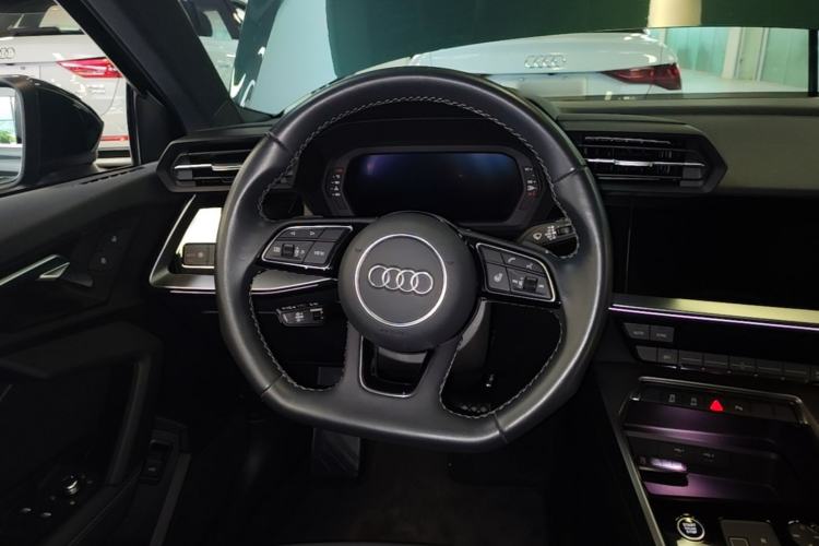 Used Audi A3 2024 Sportback 35 TFSI Fashionable Sports Model Steering Wheel