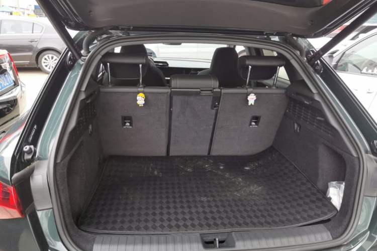 Used Audi A3 2024 Sportback 35 TFSI Fashionable Sports Model Trunk