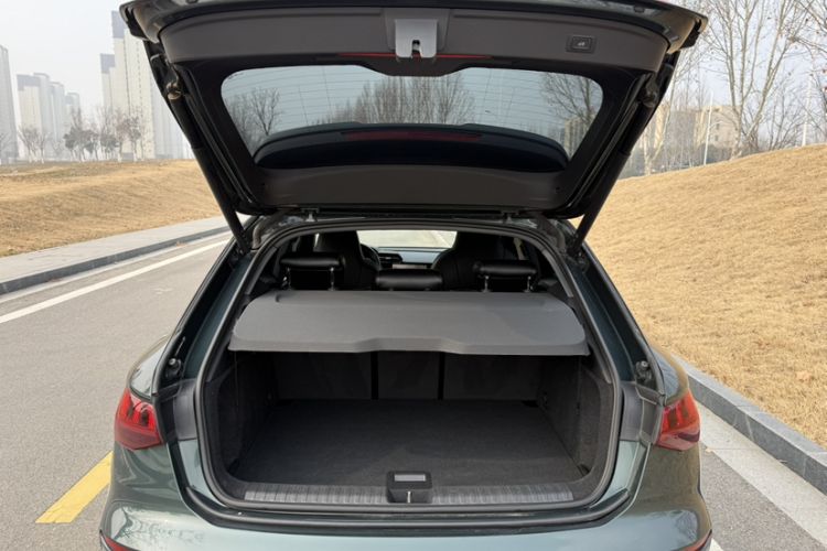 Used Audi A3 2024 Sportback 35 TFSI Fashionable Sports Model Trunk