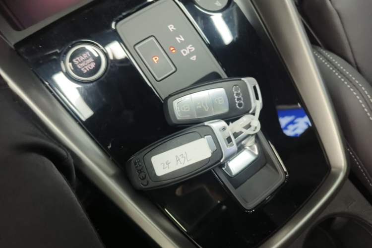 Used Audi A3 2024 A3L Limousine 35 TFSI Fashion Sport Model Vehicle Key