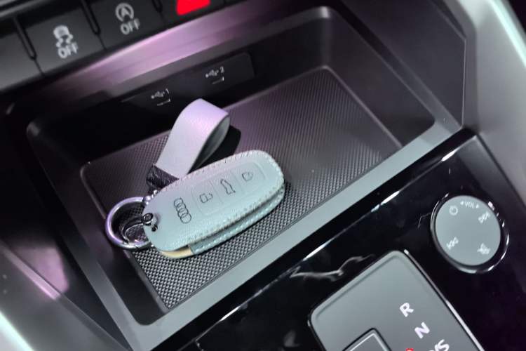 Used Audi A3 2024 A3L Limousine 35 TFSI Fashion Sport Model Vehicle Key