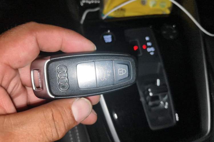 Used Audi A3 2024 A3L Limousine 35 TFSI Fashion Sport Model Vehicle Key