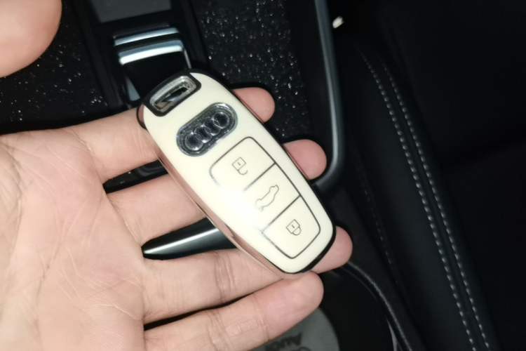 Used Audi A3 2024 Sportback 35 TFSI Fashionable Sports Model Vehicle Key