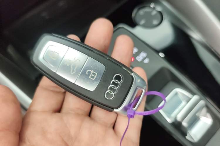 Used Audi A3 2024 A3L Limousine 35 TFSI Fashion Sport Model Vehicle Key