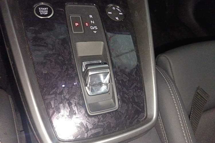Used Audi A3 2024 Sportback 35 TFSI Fashionable Sports Model Gear Lever