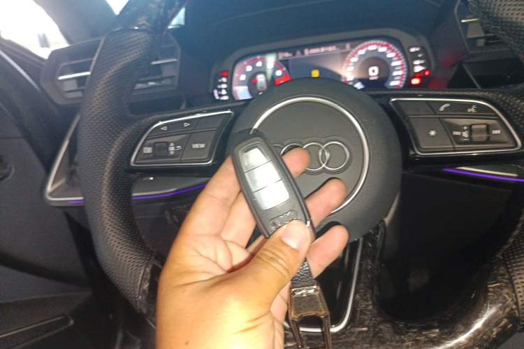 Used Audi A3 2024 Sportback 35 TFSI Fashionable Sports Model Vehicle Key