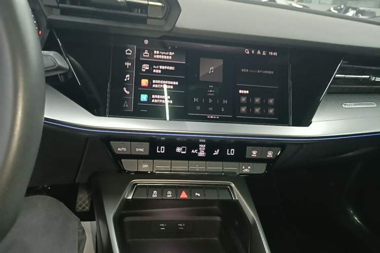 Used Audi A3 2024 Sportback 35 TFSI Fashionable Sports Model Audio And AC Panel