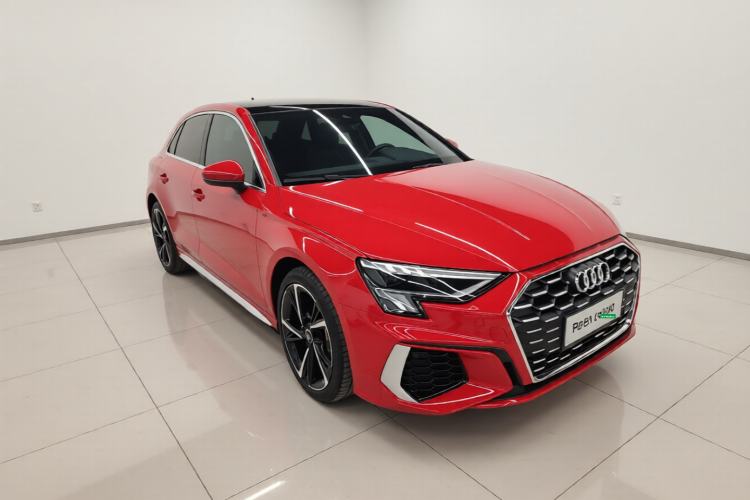 Used Audi A3 2024 Sportback 35 TFSI Fashionable Sports Model Front Right 45 Deg