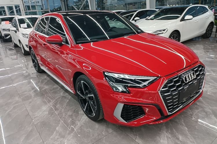 Used Audi A3 2024 Sportback 35 TFSI Fashionable Sports Model Front Right 45 Deg