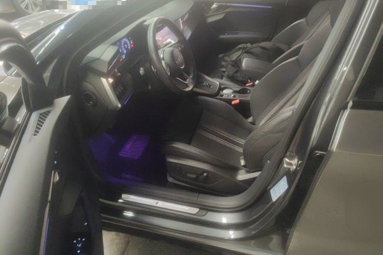 Used Audi A3 2024 Sportback 35 TFSI Fashionable Sports Model Driver Seat