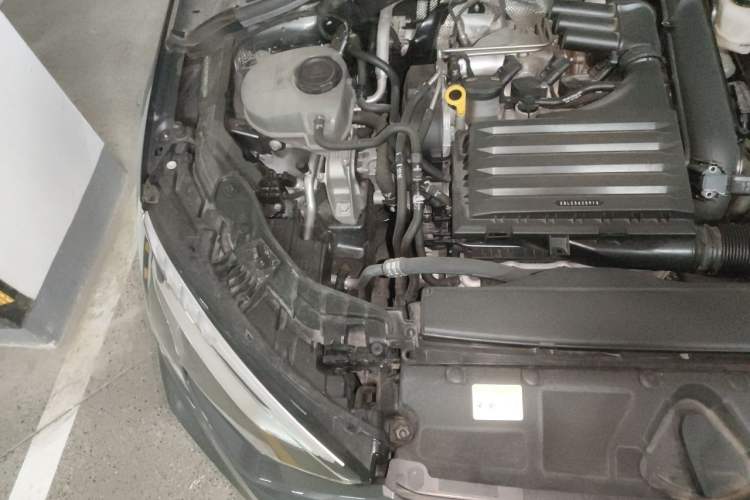 Used Audi A3 2024 Sportback 35 TFSI Fashionable Sports Model Engine Bay Right