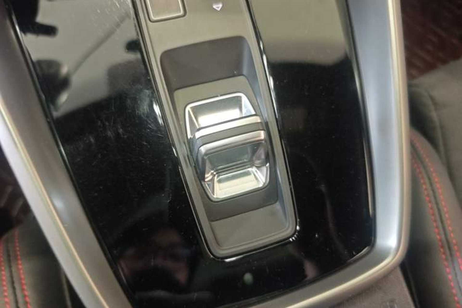 Used Audi A3 2024 A3L Limousine 35 TFSI Luxury Sport Edition Gear Lever
