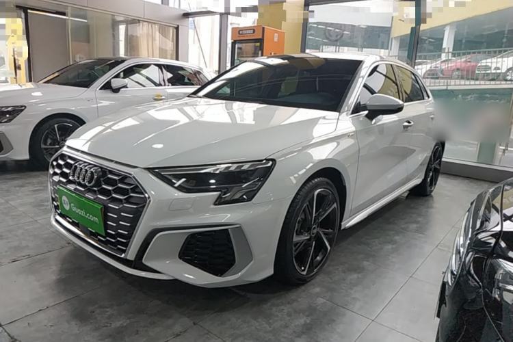Used Audi A3 2024 Sportback 35 TFSI Fashionable Sports Model Guazi used car, China used car export, Used car for sale, Used  cars, Cheapest cars for sale