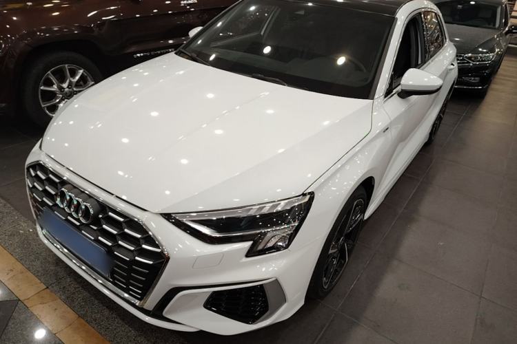Used Audi A3 2024 Sportback 35 TFSI Fashionable Sports Model Guazi used car, China used car export, Used car for sale, Used  cars, Cheapest cars for sale