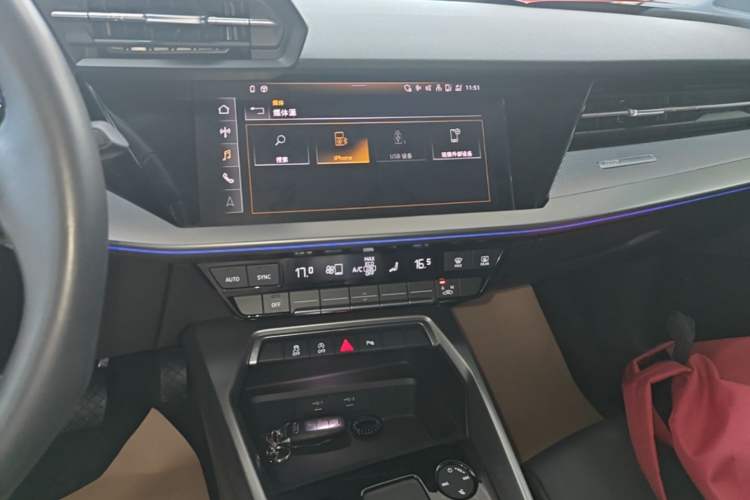 Used Audi A3 2024 A3L Limousine 35 TFSI Fashion Sport Model Audio And AC Panel