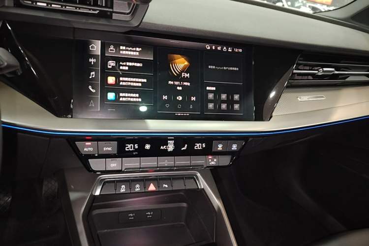 Used Audi A3 2024 Sportback 35 TFSI Fashionable Sports Model Audio And AC Panel