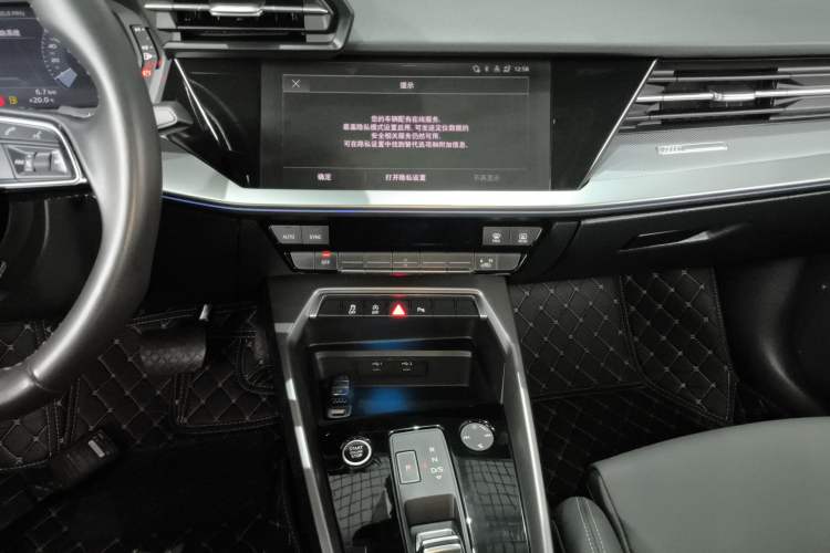 Used Audi A3 2024 A3L Limousine 35 TFSI Fashion Sport Model Audio And AC Panel