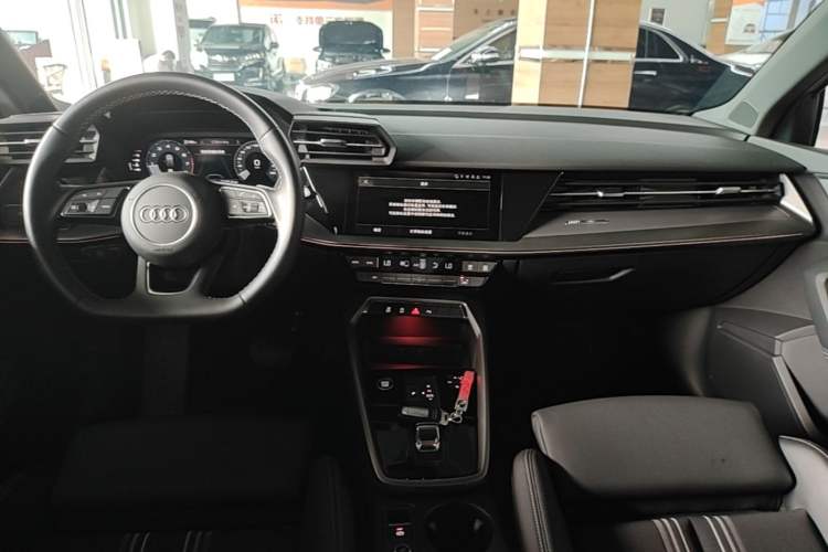 Used Audi A3 2024 Sportback 35 TFSI Fashionable Sports Model Audio And AC Panel