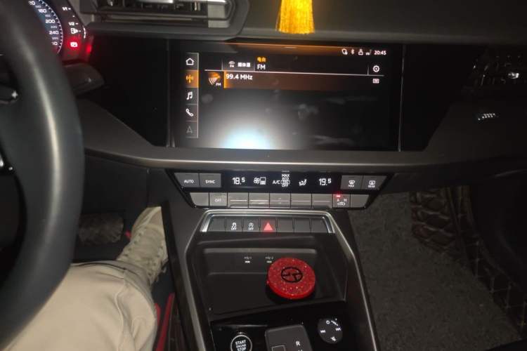Used Audi A3 2024 A3L Limousine 35 TFSI Progressive Sport Edition Audio And AC Panel