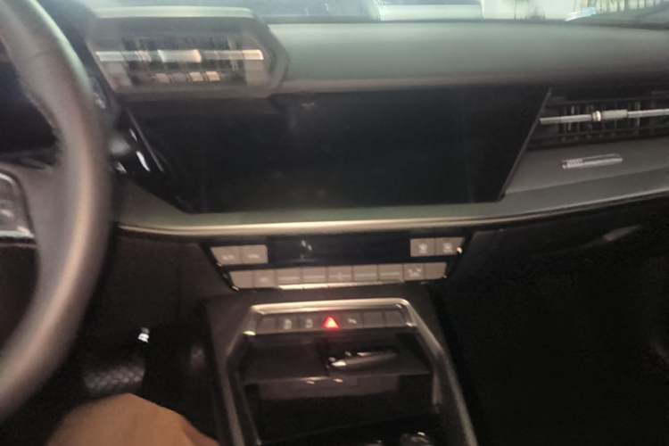 Used Audi A3 2024 Sportback 35 TFSI Fashionable Sports Model Audio And AC Panel