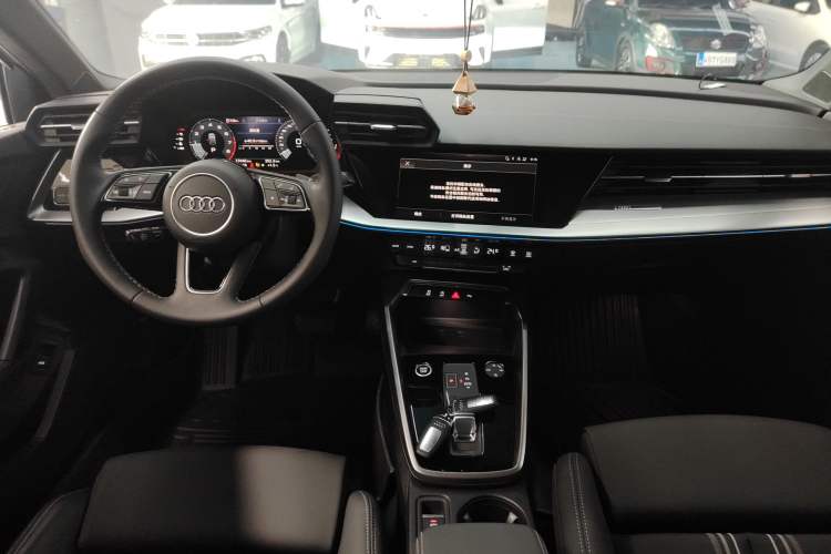 Used Audi A3 2024 Sportback 35 TFSI Fashionable Sports Model Audio And AC Panel