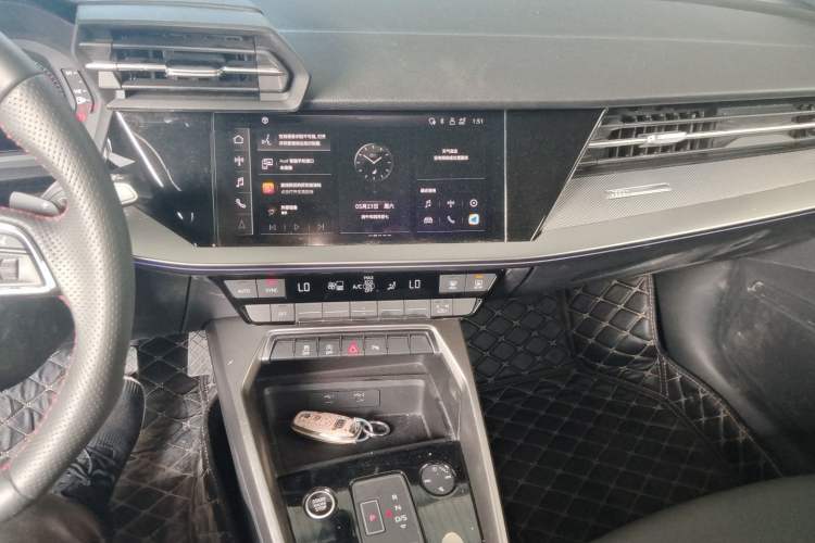 Used Audi A3 2024 Sportback 35 TFSI Fashionable Sports Model Audio And AC Panel