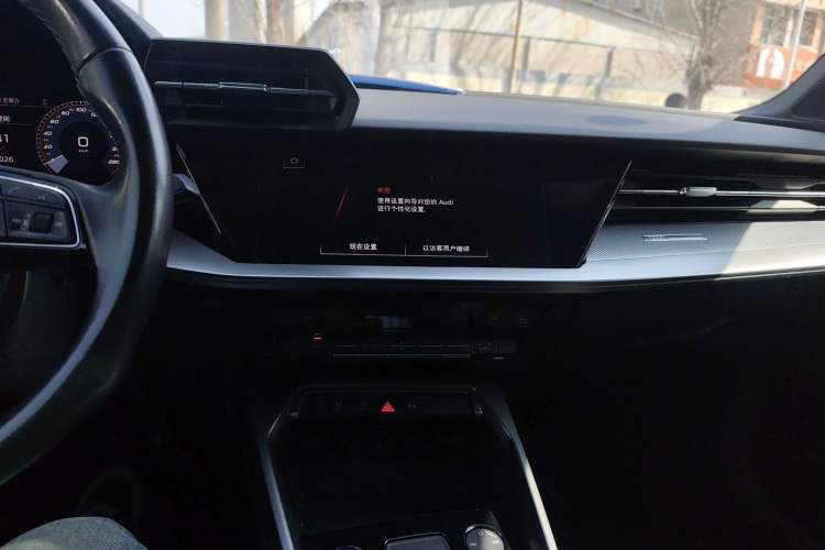 Used Audi A3 2024 Sportback 35 TFSI Fashionable Sports Model Audio And AC Panel