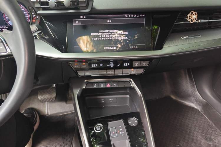 Used Audi A3 2024 A3L Limousine 35 TFSI Fashion Sport Model Audio And AC Panel