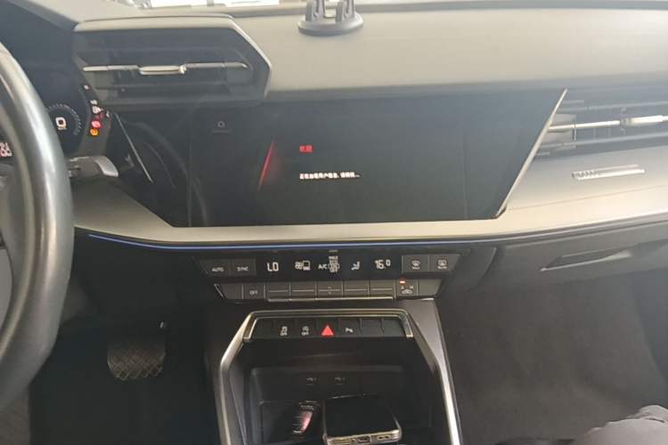 Used Audi A3 2024 A3L Limousine 35 TFSI Fashion Sport Model Audio And AC Panel