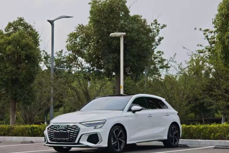 Audi A3 2024 Sportback 35 TFSI Fashionable Sports Model usado Guazi used car, China used car export, Used car for sale, Used cars, Cheapest cars for sale