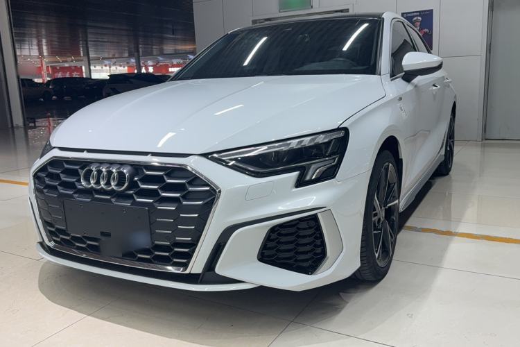 Used Audi A3 2024 Sportback 35 TFSI Fashionable Sports Model Guazi used car, China used car export, Used car for sale, Used  cars, Cheapest cars for sale