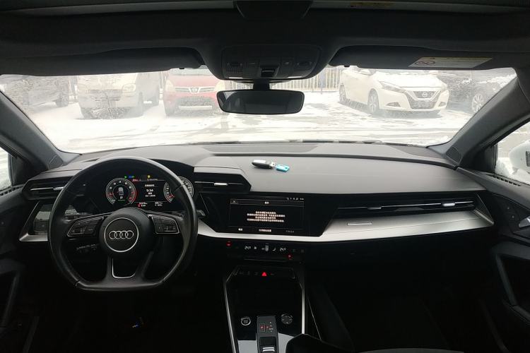 Used Audi A3 2024 A3L Limousine 35 TFSI Luxury Sport Edition Center Console