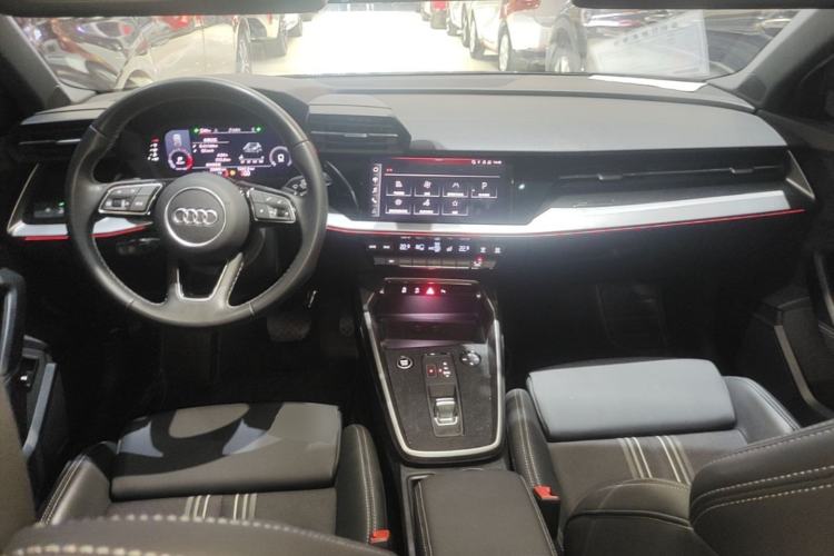 Used Audi A3 2024 Sportback 35 TFSI Fashionable Sports Model Center Console