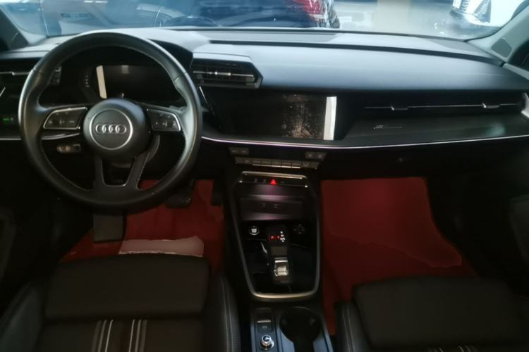 Used Audi A3 2024 A3L Limousine 35 TFSI Fashion Sport Model Center Console
