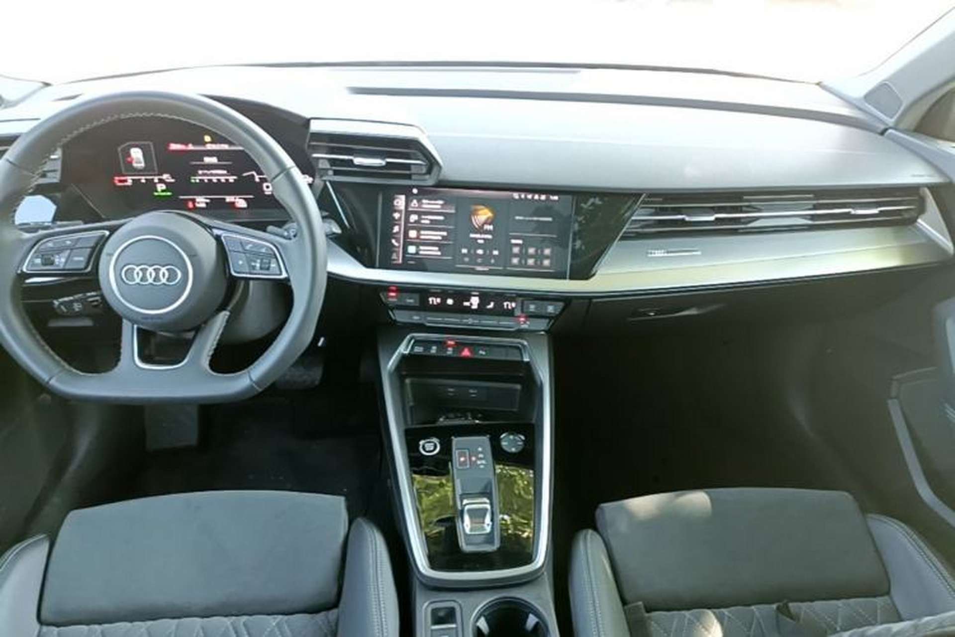 Used Audi A3 2024 A3L Limousine 35 TFSI Luxury Sport Edition Center Console