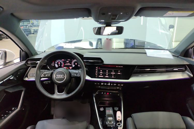 Used Audi A3 2024 A3L Limousine 35 TFSI Fashion Sport Model Center Console