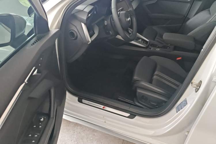 Used Audi A3 2024 A3L Limousine 35 TFSI Fashion Sport Model Driver Seat
