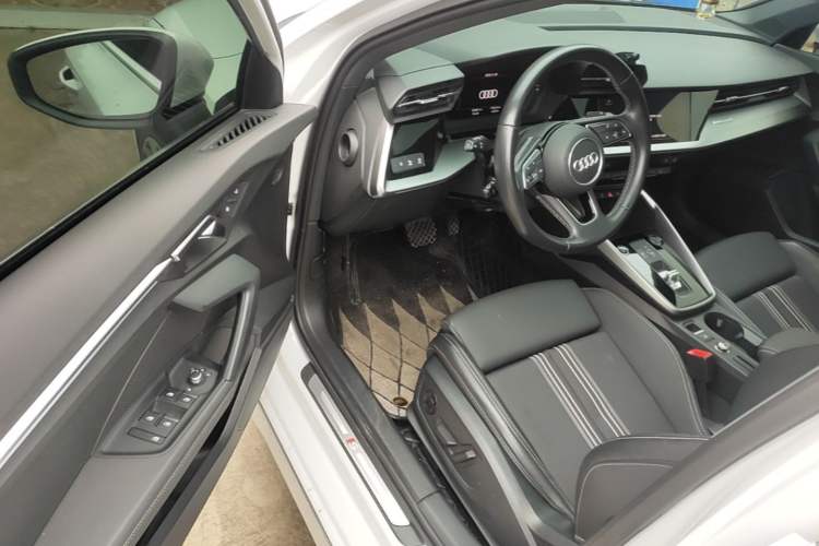 Used Audi A3 2024 A3L Limousine 35 TFSI Fashion Sport Model Driver Seat