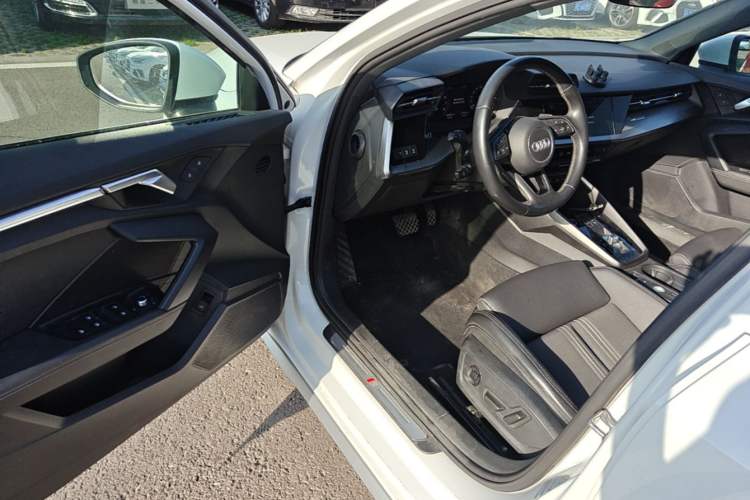 Used Audi A3 2024 A3L Limousine 35 TFSI Fashion Sport Model Driver Seat